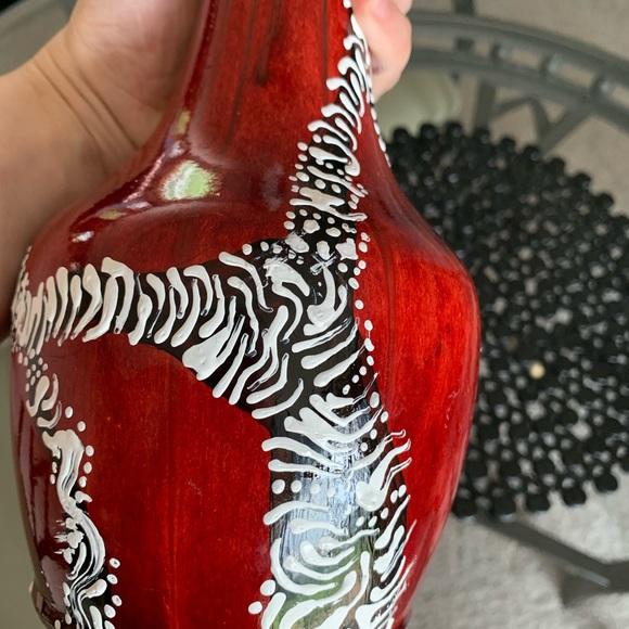 Hand painted one of a kind ceramic, wood vase. New - Picture 9 of 9